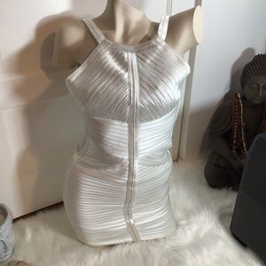 🌺BCBGMAXAZIA SLIMMING BANDAGE DRESS